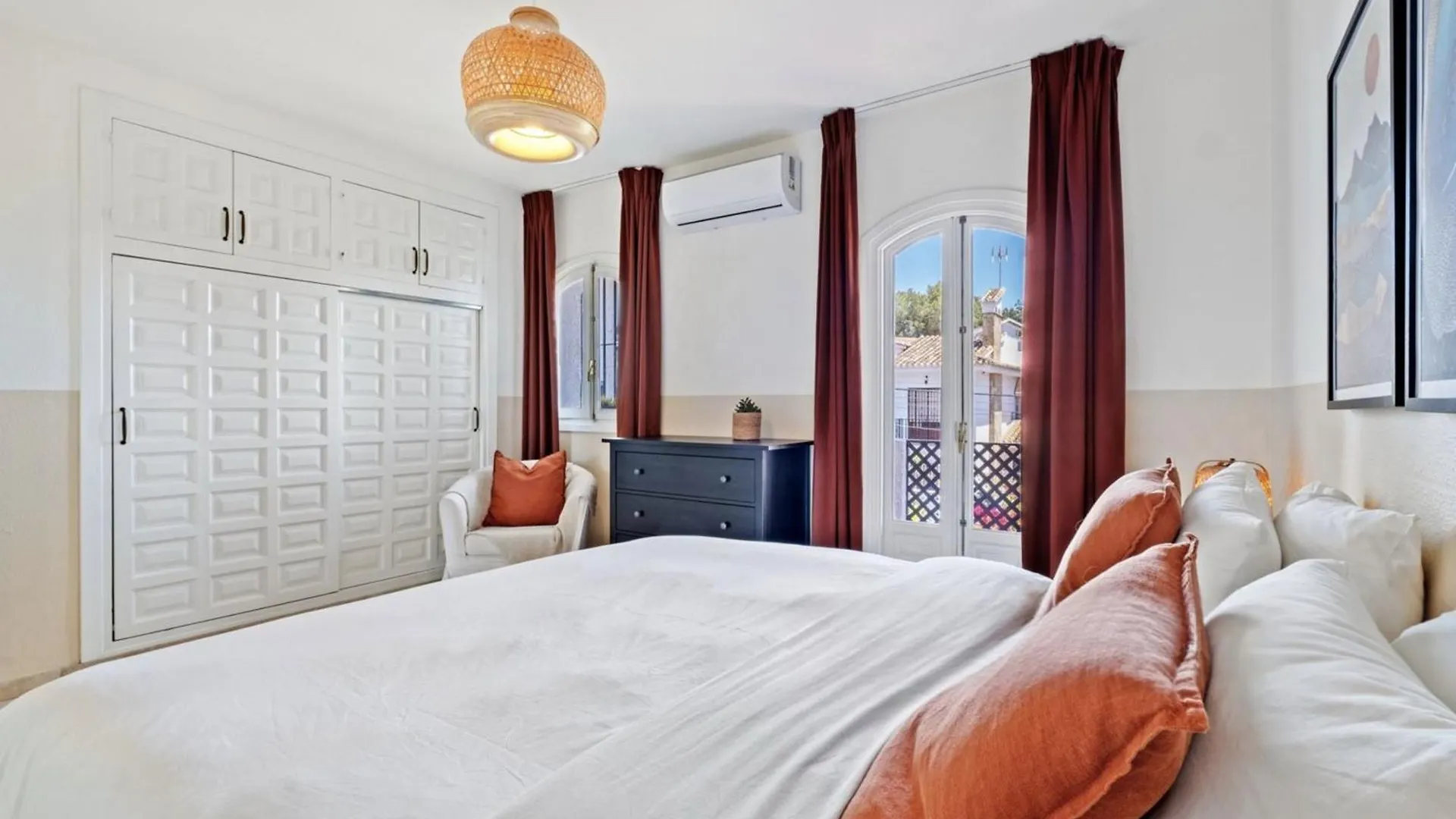 Vakantiehuis Casa Lena Town House With Pool Villa Nerja
